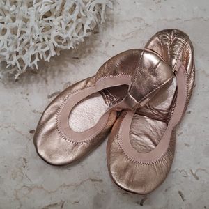 Yosi Samra Women's Samara Rose Gold Ballet flat